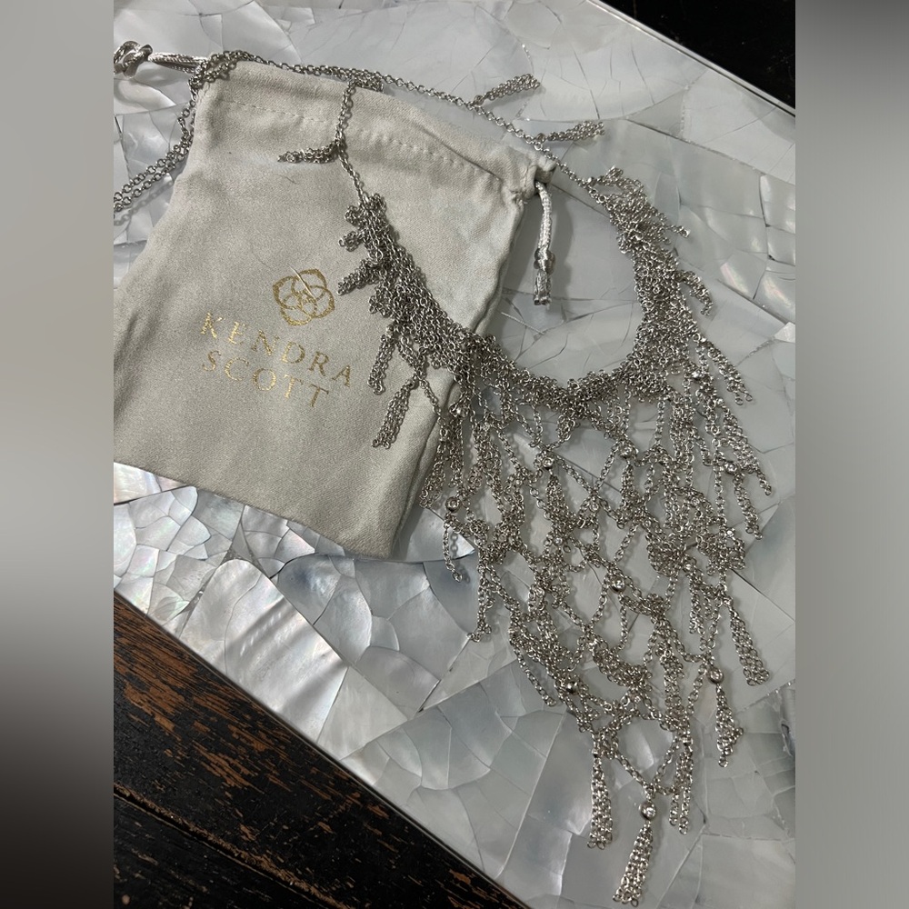 Kendra Scott Georgina Necklace in Silver